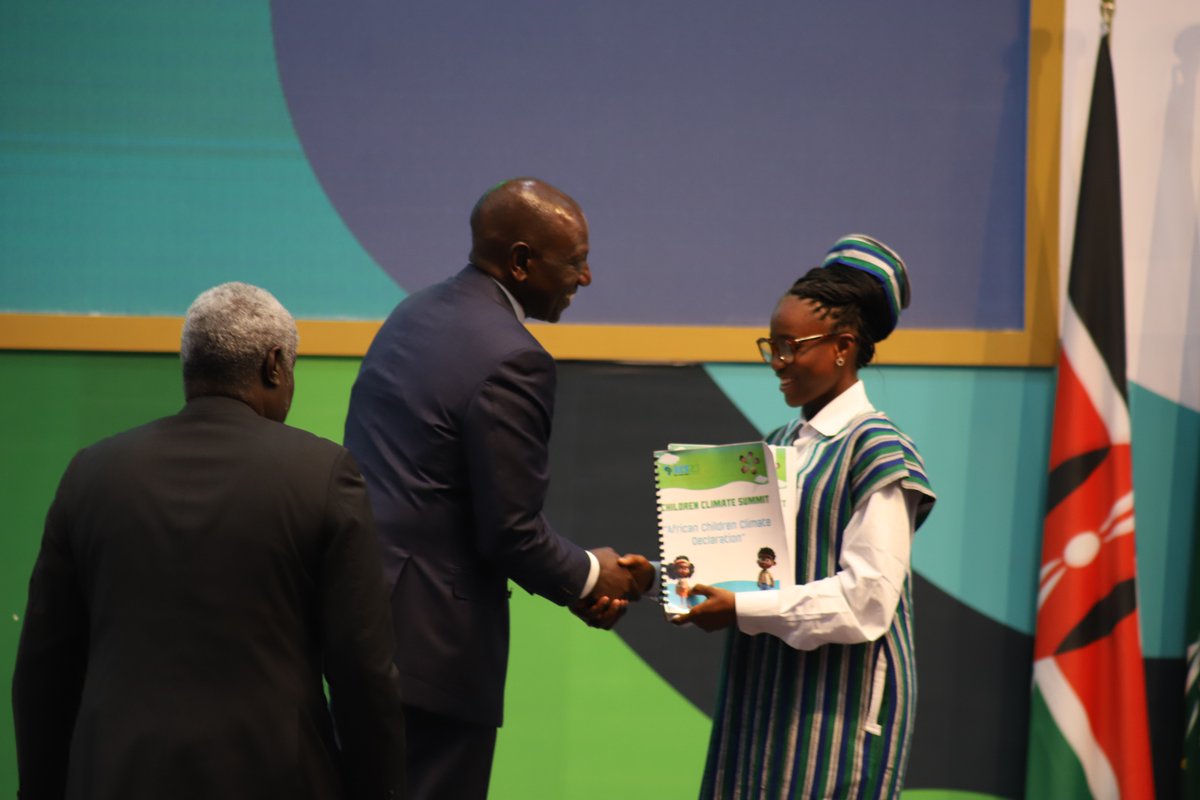 🎉🎉An exciting day for African children as they present their #ClimateChange declaration to H.E President <a href="/WilliamsRuto/">William Samoei Ruto, PhD</a> at the #AfricaClimateSummit in Nairobi.

<a href="/PlanGlobal/">Plan International</a> <a href="/PlanAULiaison/">Plan International African Union LO</a> <a href="/PlanMEESA/">Plan MEESA</a> <a href="/JoiningForcesKE/">Joining Forces for All Children in Kenya</a> <a href="/SaveChildren_KE/">Save the Children Kenya & Madagascar</a>
