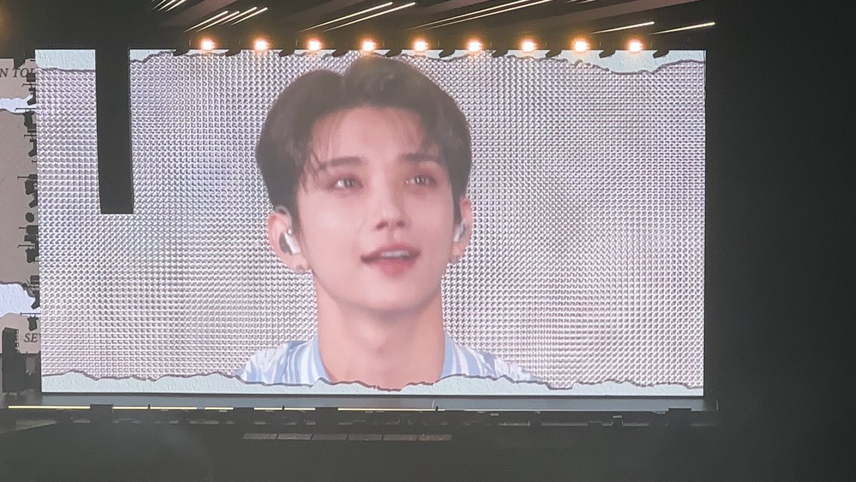 historywwonwoo's tweet photo. Joshua’s ending ment. We started clapping in the middle and he started crying. We love you, Shua! 😭 https://t.co/Ea9UHYaH4P