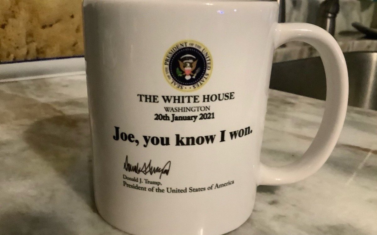 pogheneblorie's tweet image. Bring ‘em jobs .. and get what you booked for🎁.. surprise package📦🎊, and other stationaries such as books, textbooks, customized pens, luxury packages🛍️, customized tote bags👜,large formats like flex, SAV stickers, Banners (of different size and designs).