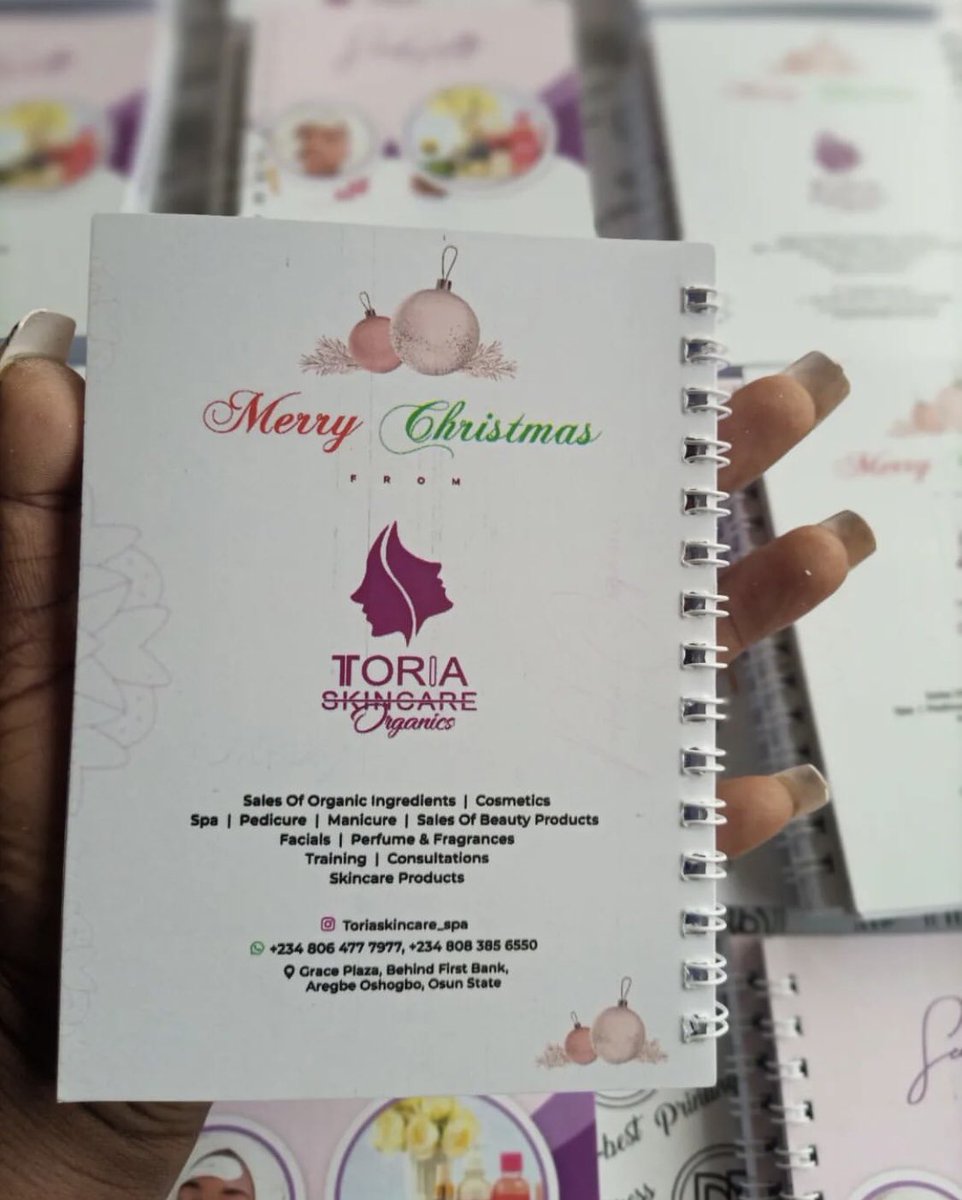 pogheneblorie's tweet image. Bring ‘em jobs .. and get what you booked for🎁.. surprise package📦🎊, and other stationaries such as books, textbooks, customized pens, luxury packages🛍️, customized tote bags👜,large formats like flex, SAV stickers, Banners (of different size and designs).