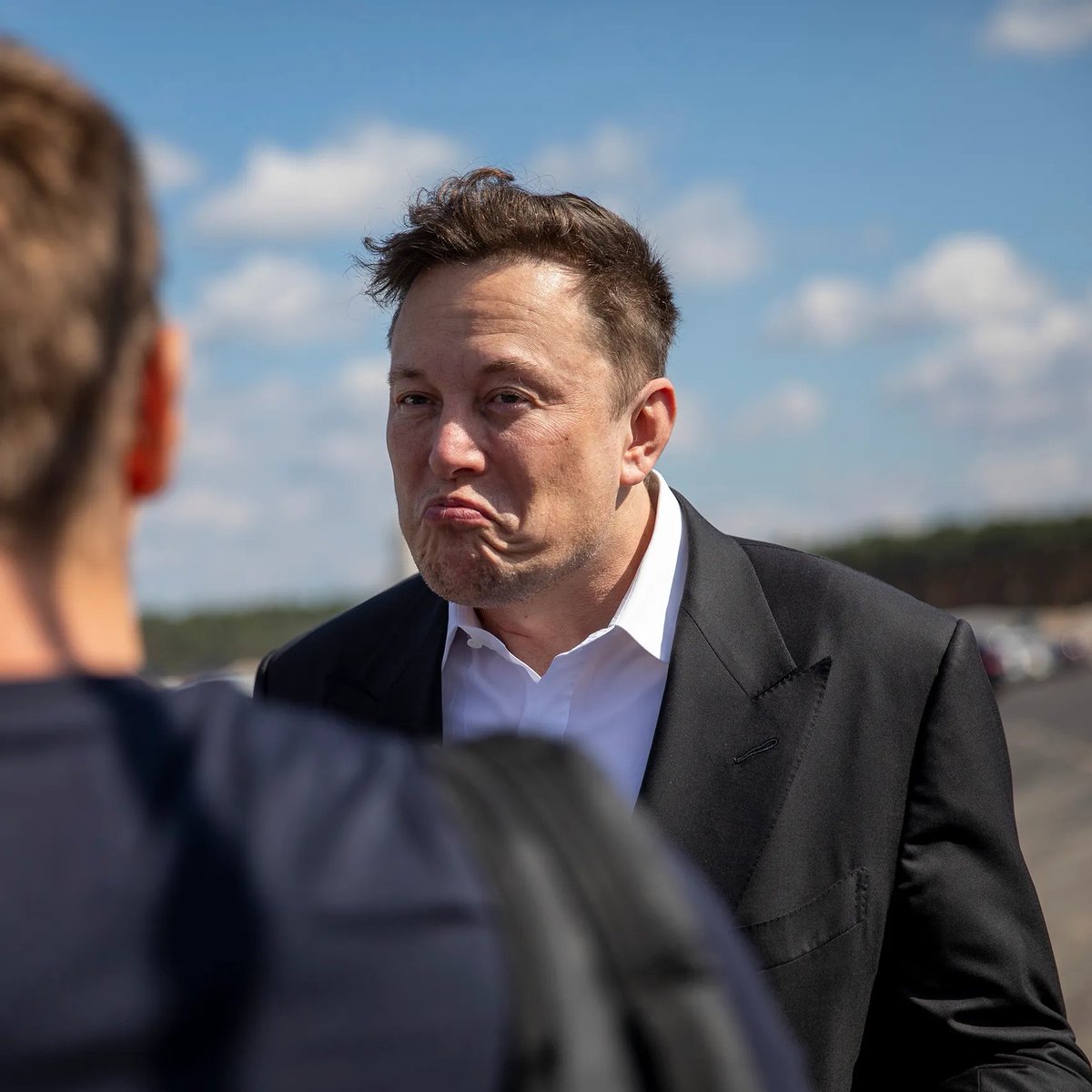 AnonymusTradeer's tweet photo. 🚫 Jonathan's Twitter boycott campaign began right after our acquisition, with no site changes. 🤔 US revenue plummeted 60%, as #ElonMusk shared his thoughts on ADL. 📉 But we're on the road to recovery! 💪📈 #ADL #TwitterBoycott #Recovery 🌐💼 https://t.co/8zDDSm4YxB