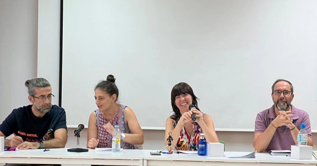 IESPabloPicasso's tweet photo. Claustro inicial del presente curso 2023/24.
Nuestros mejores deseos para todo el profesorado y resto de la comunidad educativa. 🤍 https://t.co/N7Bjj1dI0k