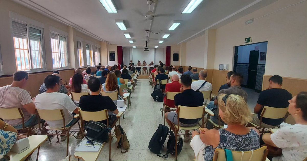 Claustro inicial del presente curso 2023/24.
Nuestros mejores deseos para todo el profesorado y resto de la comunidad educativa. 🤍