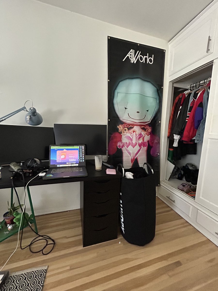 pedro_tqm's tweet image. Help i’ve been diagnosed with builder’s disease 🤒 @AdWorldGame