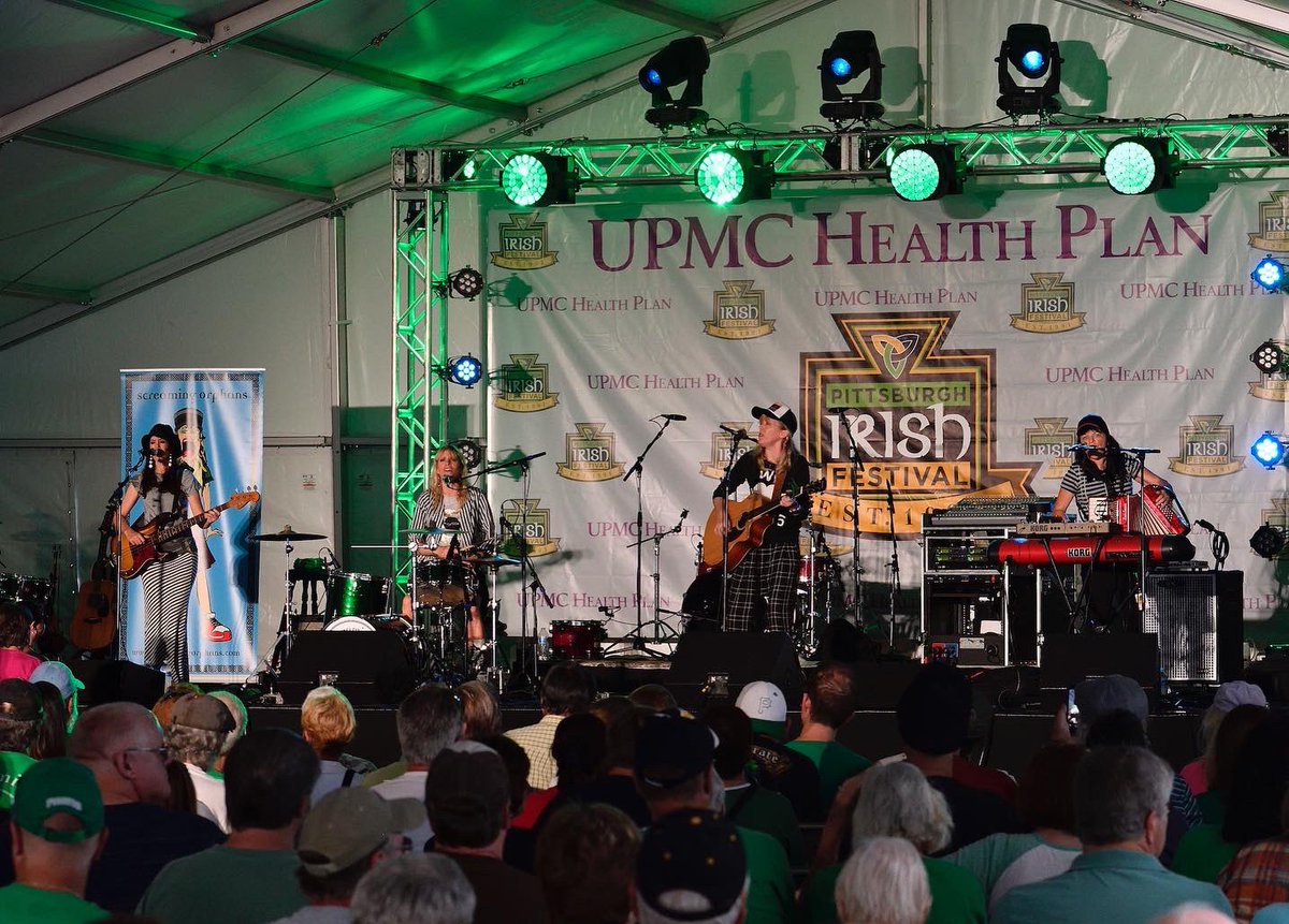 Embrace the luck of the Irish and join us at the Pittsburgh Irish Festival this weekend September 8-10 at the Carrie Blast Furnaces! ☘️🇮🇪 ➡️ Click here: bit.ly/45EVigR for more info ⬅️ #pittsburghirishfestival 📷 credit: @pghirishfest