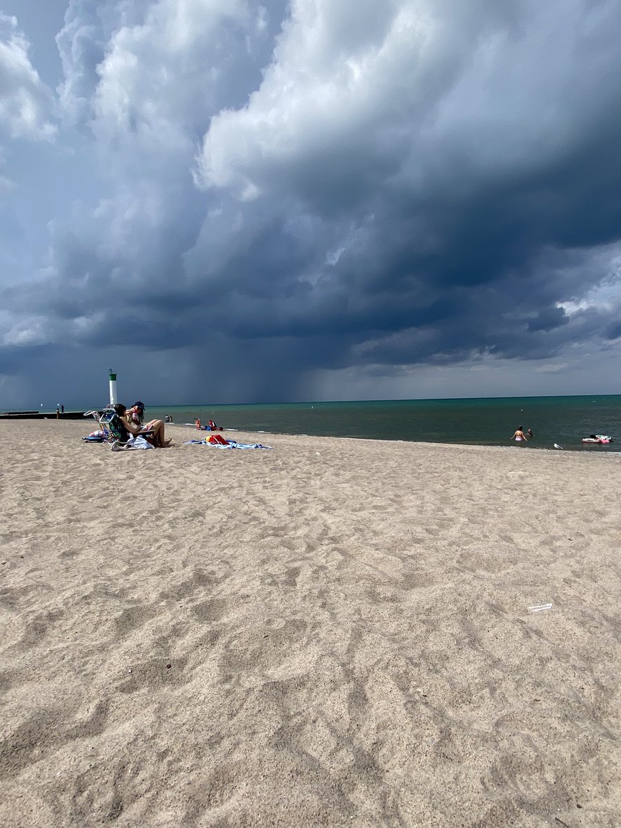danielle_ingram's tweet photo. @weathernetwork Grand Bend,on https://t.co/zseQdGftnA