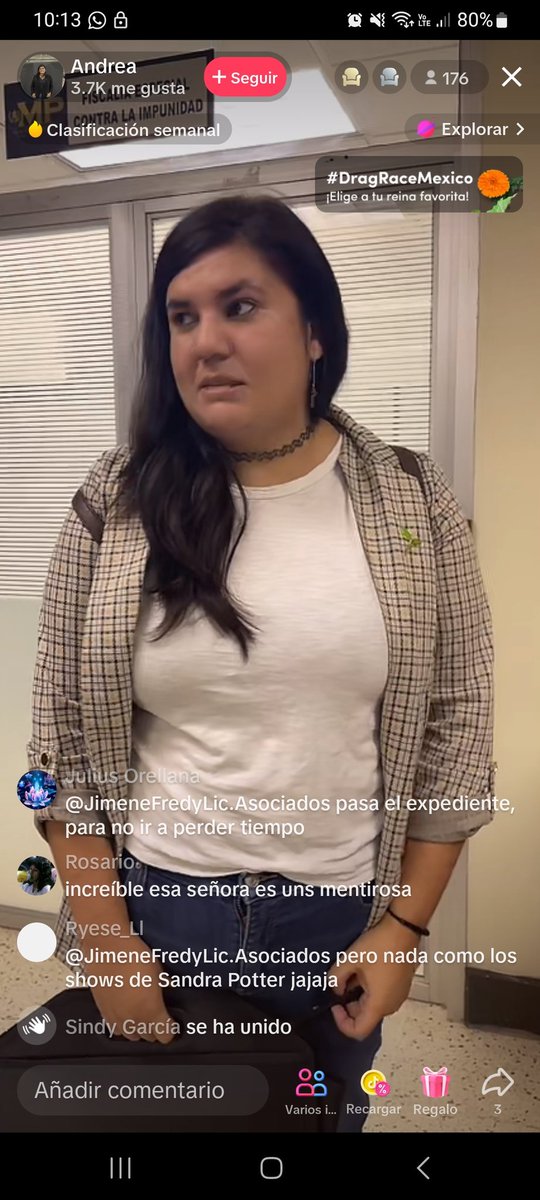 Zacapaneco5's tweet image. Una vez más #Consuelo #Porras MIENTE. Hoy 6 de septiembre Andrea, del Movimiento Semilla llegó al MP para que le entregaran el expediente de las supuestas firmas falsas, NO se lo entregaron, NO LO TIENEN. 
¿LOS DATOS QUE HACEN PÚBLICO SON FALSOS ENTONCES?