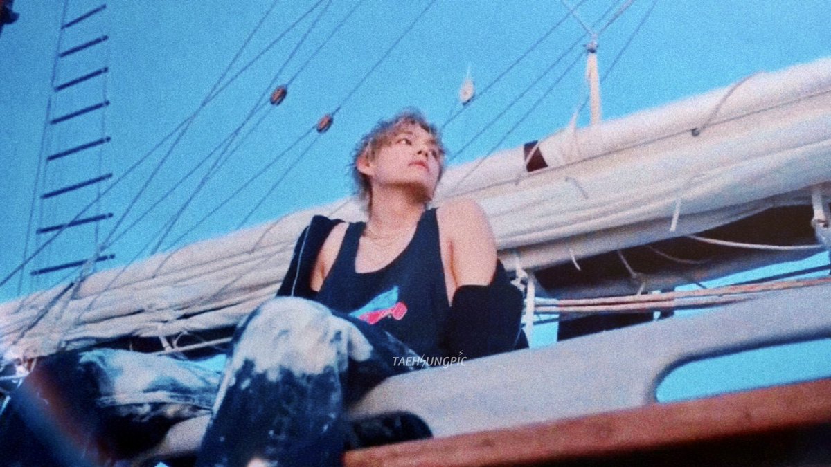 taehyungpic's tweet photo. 𝑆𝑙𝑜𝑤 𝐷𝑎𝑛𝑐𝑖𝑛𝑔 🛥️

#V_Layover 2023.09.08 https://t.co/viKM2HoQKC