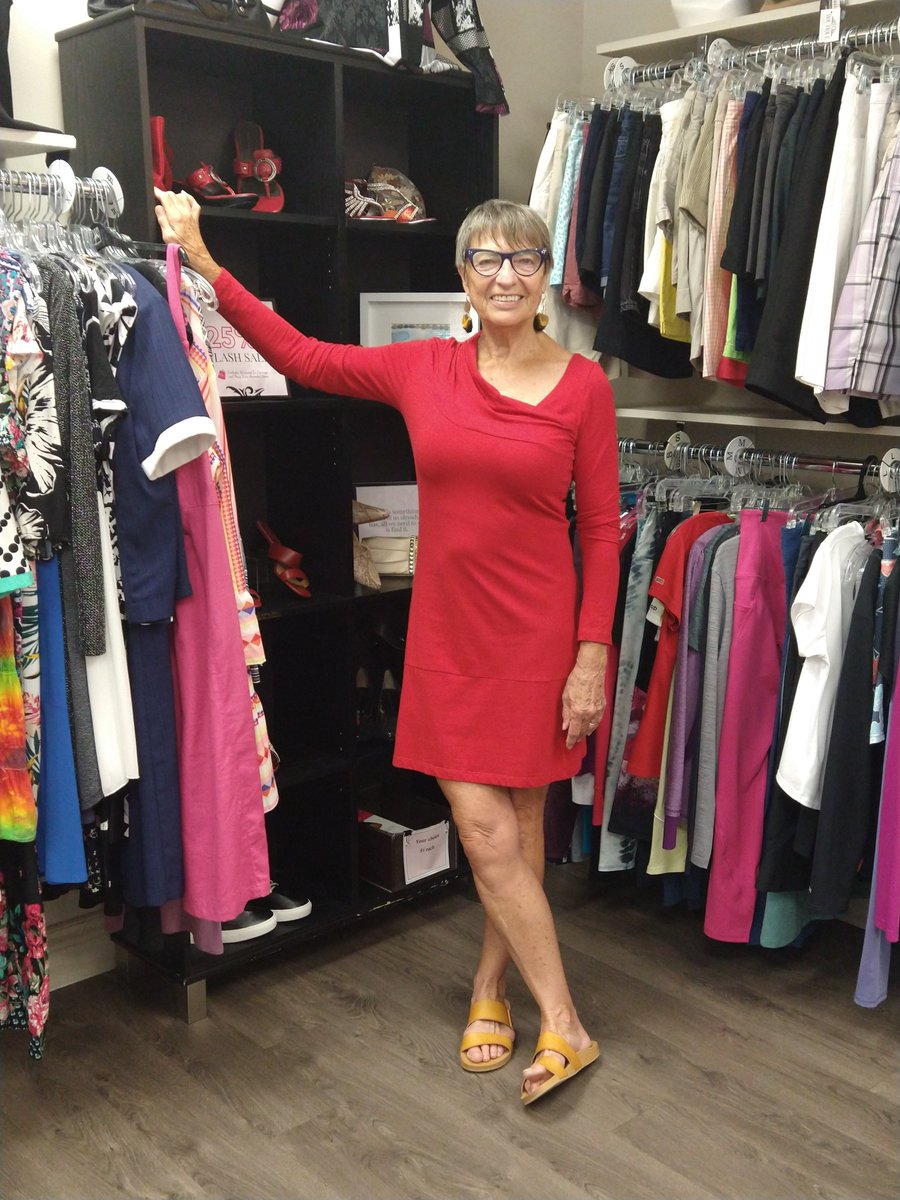 ClosetCoutureNV's tweet image. Our volunteer Rose is modelling just one of the many incredible dresses you can find in store. Stop in this week and next for our 50% OFF End of Summer Sale!

#CCBStyle #ShopSaveSupport #Brantford #Sale #EndofSummer
