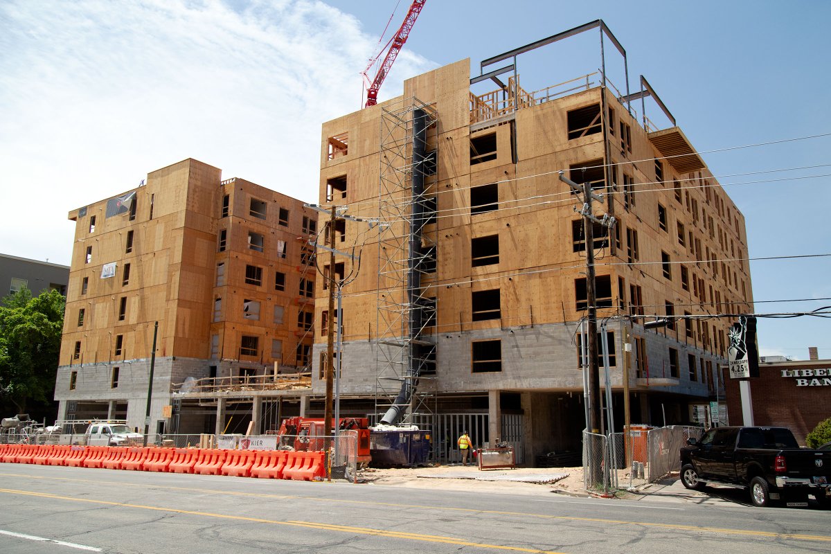 KierBuzz's tweet photo. Several weeks ago we were able to celebrate the hard work of our KIER team, subcontractors, and owners of the Dewitt Apartments in Salt Lake City. https://t.co/jZMFhj2k8R