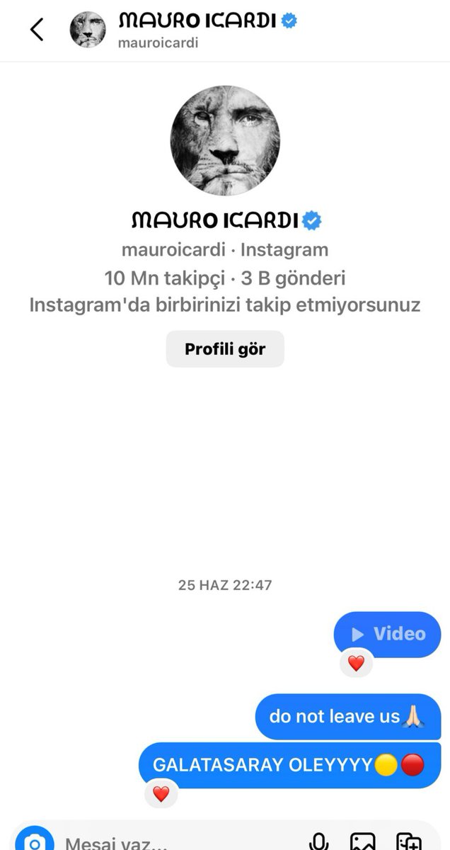 burakeng1's tweet photo. Ömer Bey, Icardi henüz imza atmadan önce 6 yaşındaki yeğenimin babasına zorla attırdığı video ve mesaj ile Icardi'nin buna verdiği etkileşim... Bazı şeyler görünmüyor ama GS tesadüfler ile değil 7'den 77'ye hislerle yaşayan bir camia 👏 @romerkukner https://t.co/Y8JVewXREr