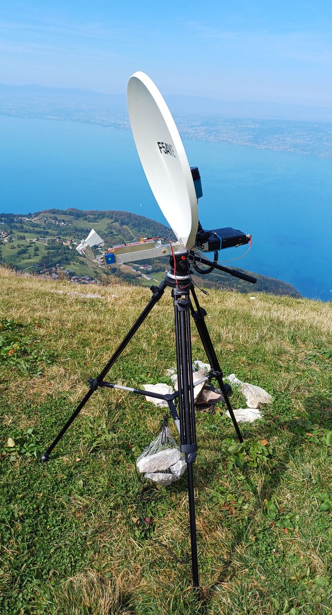 This afternoon portable in JN36IJ above Evian 1600m ASL with 10 GHz station 'sac à dos' 50 cm, 1,5 W. QSO F6DKW 440 km, F8DLS 390, DL3IAE 340, F5LRL 174.