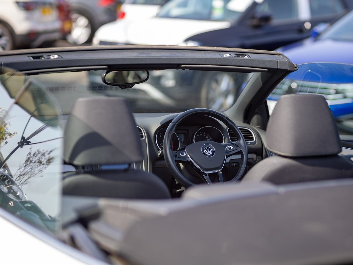 PulmanGroup's tweet photo. Sunny days call for top-down drives!
βοΈ Embrace the sunshine in style with the VW Golf Cabriolet.
It's not just a car; it's a lifestyle. ππ
Available from Pulman Used Cars - https://t.co/NiLiCCULJ3
#VWGolfCabriolet #SunshineRides #OpenTopFreedom https://t.co/Gk1A5DoOAw