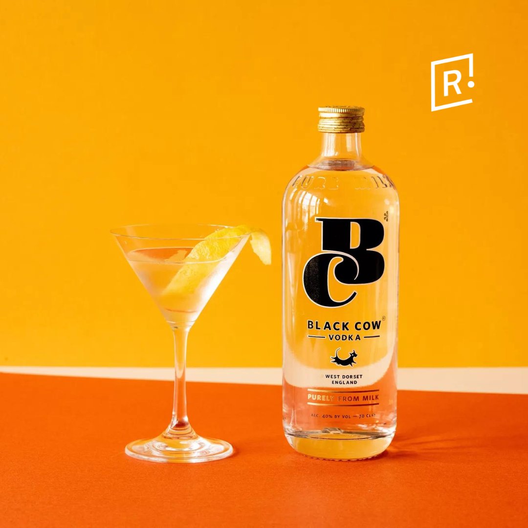 Black Cow vodka is a vodka like no other - it will make you vodka based cocktails creamy and smooth. Best served in a passion fruit martini. 🍸🍹 #Revl #Revldrinks #Vodka #Blackcow #Milkvodka #Passionfruitmartini bedrinkaware.co.uk