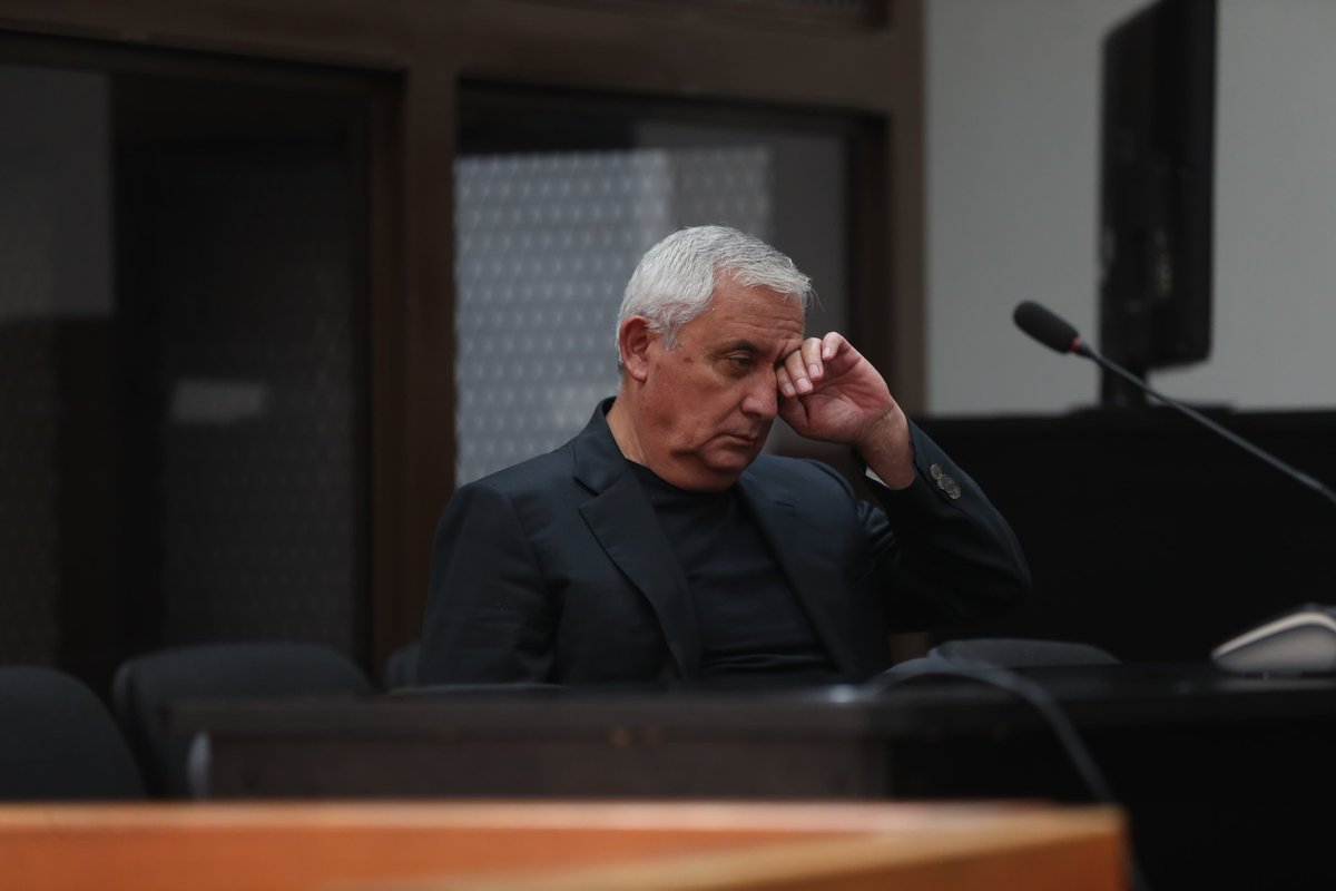 #Ahora Inicia audiencia del caso Cooptación del Estado. Otto Pérez Molina es sindicado por los delitos de cohecho pasivo, lavado de dinero y fraude. 

Foto: Erick Ávila

<a href="/prensa_libre/">Prensa Libre</a> <a href="/Guatevision_tv/">Guatevisión</a>