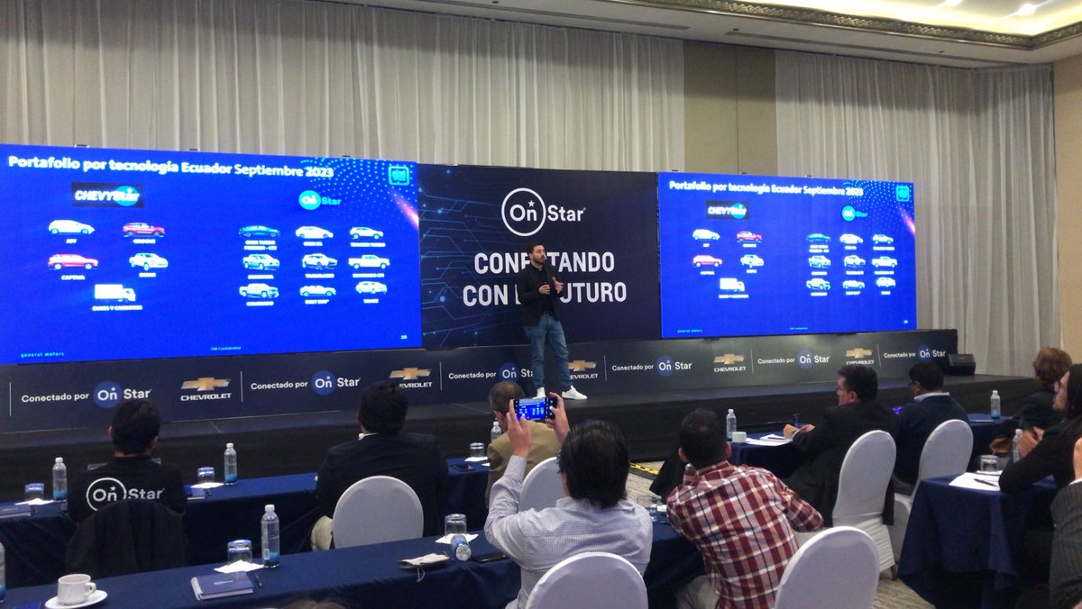 canaltec's tweet photo. #OnStarTeProtege| OnStar brinda una mejor experiencia de conectividad gracias al Internet que posee el vehículo ofreciendo mejor recepción de calidad y mayor alcance.
#Vehículos #IA #BotWhatsApp https://t.co/E9IByFQFCC