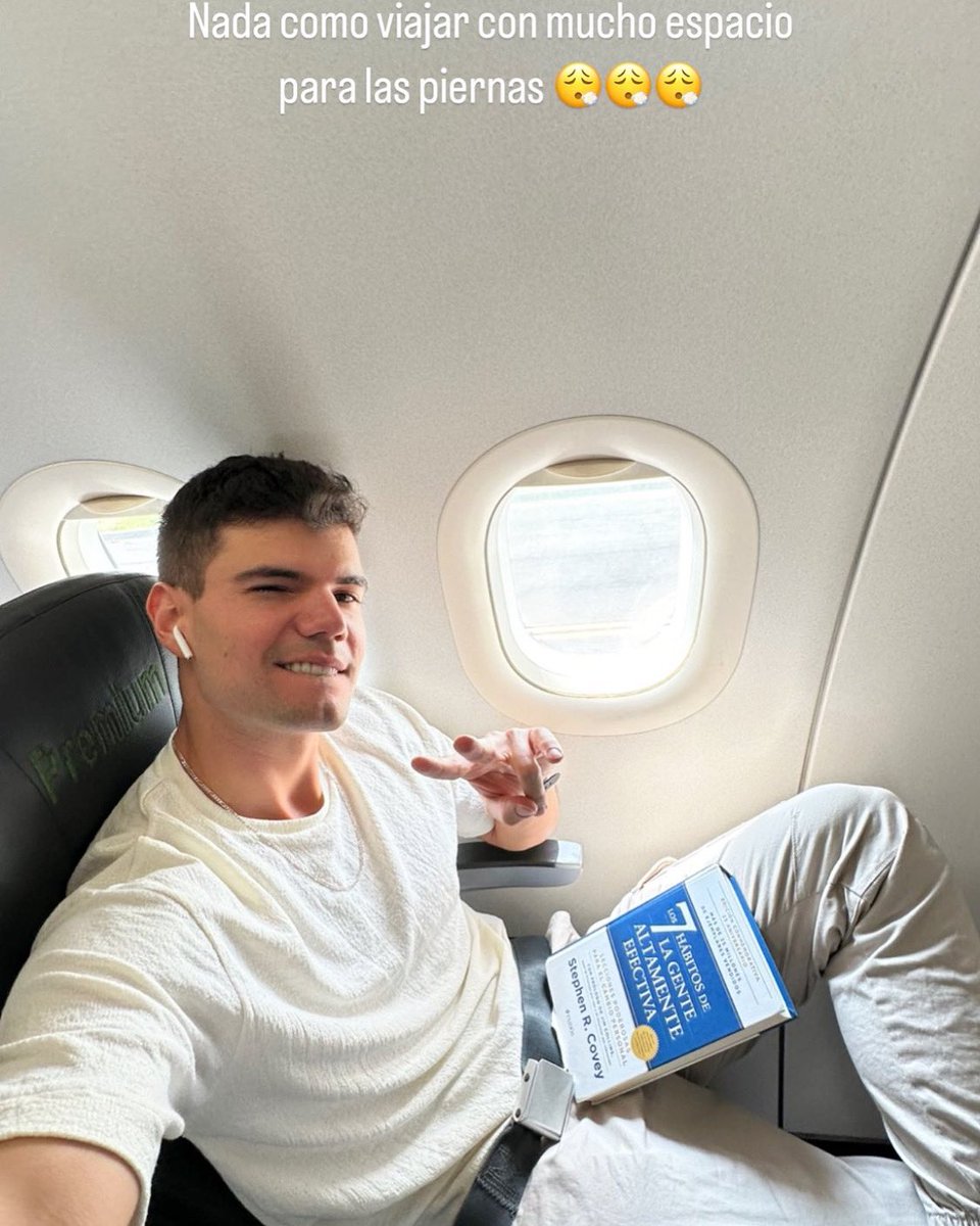 melik22cr's tweet photo. Esteban rumbo a Costa Rica bienvenido a tu lugar seguro ❤️🔥 #Los50 #EstebanCastillo https://t.co/yQ3gEeaXKR