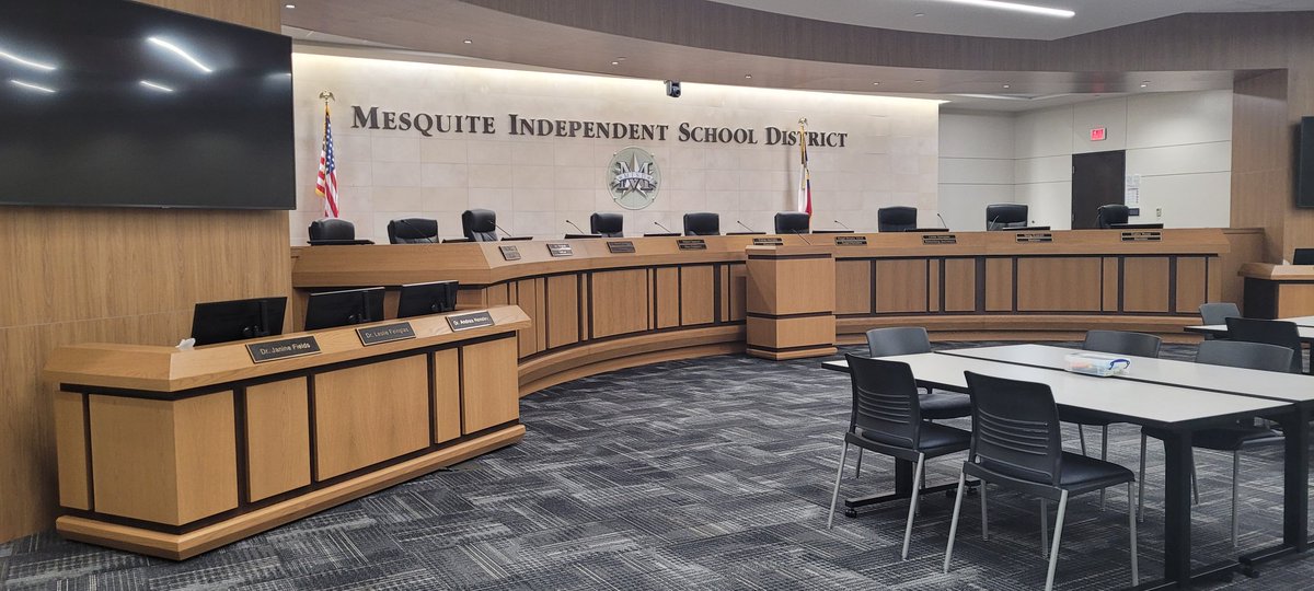 kloneal2's tweet image. Mesquite ISD primary Ts engaging in number sense around addition strategies from a vertical alignment perspective! #mentalmath #propertiesofoperations #lead4ward