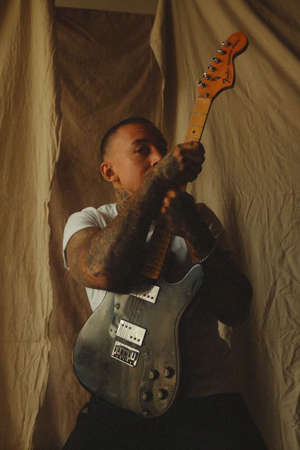 It’s crazy to think it’s been nearly four years since I’ve been out on tour with a full band…
We’re back on the road September 26th, first show is in beautiful Nashville. Can’t wait to see you guys!