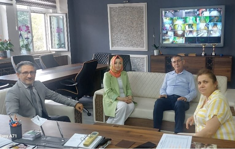 Bakırköy İlçe Millî Eğitim Müdürlüğü (@bakirkoymem) on Twitter photo ✨ İlçe Müdürümüz Sn. Muhammet Fatih Çepni, ilçemiz <a href="/incirlikahmeth1/">İ.Ahmet Hamdi Tanpinar ilkokulu</a> ’na yeniden yönetici ataması ile atanan Okul Müdürü Selma Selvi’ye hayırlı olsun ziyaretinde bulundu. Yeni eğitim öğretim yılı çalışmaları ile ilgili bilgi aldı.
<a href="/Yusuf__Tekin/">Yusuf Tekin</a> <a href="/MucahitYentur/">Murat Mücahit Yentür</a> <a href="/cepni6144/">M.Fatih Çepni</a> ✨ İlçe Müdürümüz Sn. Muhammet Fatih Çepni, ilçemiz <a href="/incirlikahmeth1/">İ.Ahmet Hamdi Tanpinar ilkokulu</a> ’na yeniden yönetici ataması ile atanan Okul Müdürü Selma Selvi’ye hayırlı olsun ziyaretinde bulundu. Yeni eğitim öğretim yılı çalışmaları ile ilgili bilgi aldı.
<a href="/Yusuf__Tekin/">Yusuf Tekin</a> <a href="/MucahitYentur/">Murat Mücahit Yentür</a> <a href="/cepni6144/">M.Fatih Çepni</a>