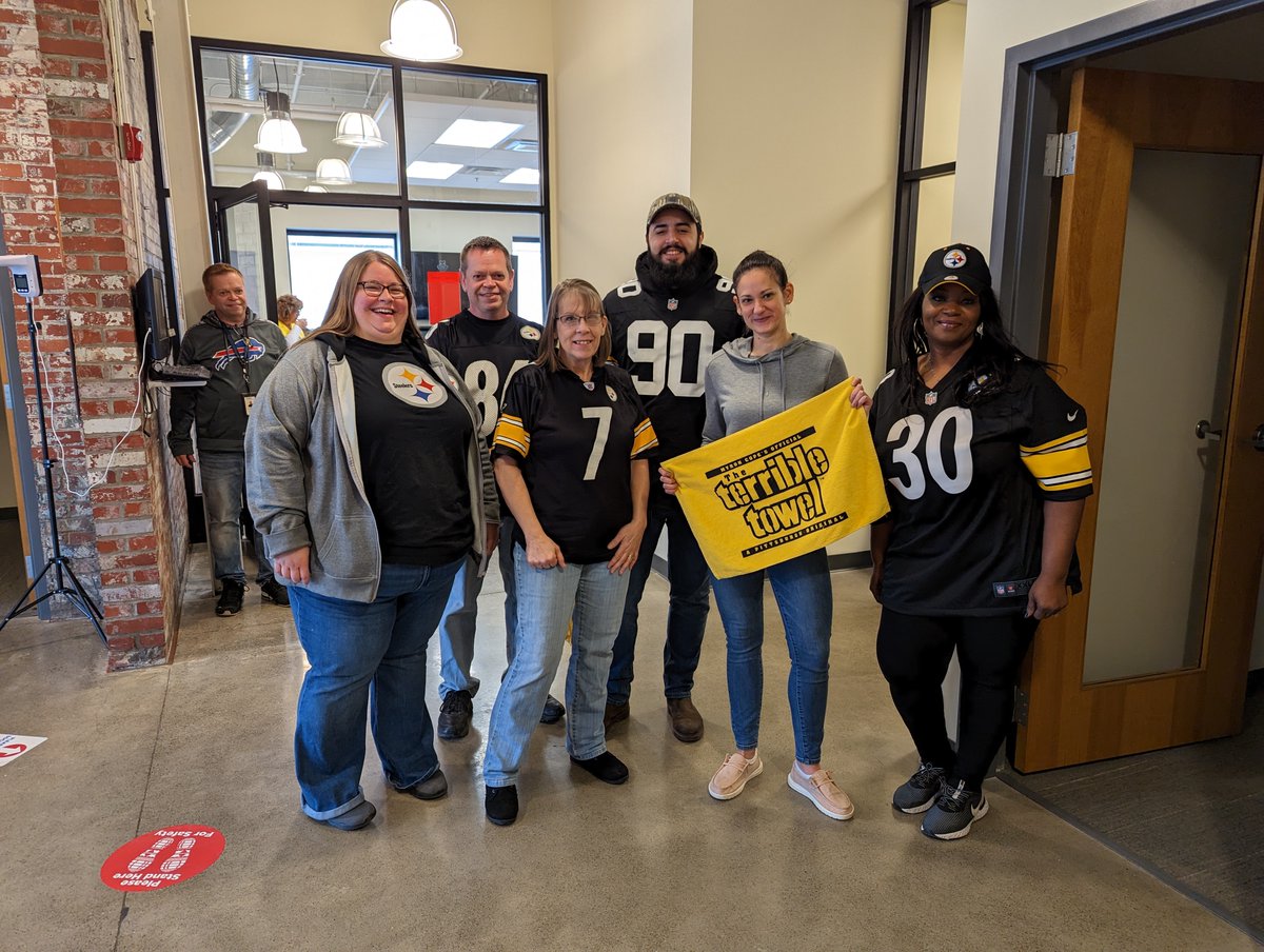 ArborHD's tweet photo. Football season is upon us! Who are you rooting for this year? Tomorrow's game kicks off the season and as you can tell, our office is ready! #Steelers https://t.co/vQAMSmh086