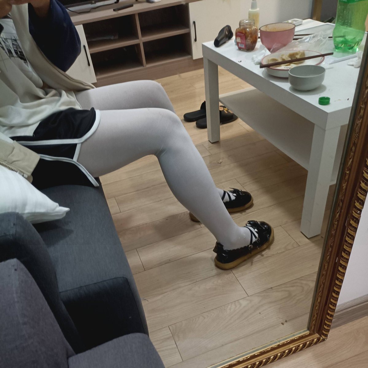 三岁不是小烧七😣 tweet media
