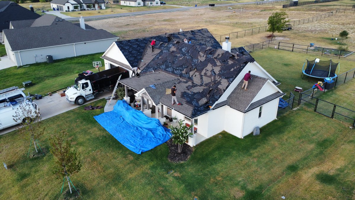 TexasLegacyGC's tweet photo. Early morning tear off, getting ready for a beautiful new GAF roofing system. https://t.co/3GbzgOL5Wk
