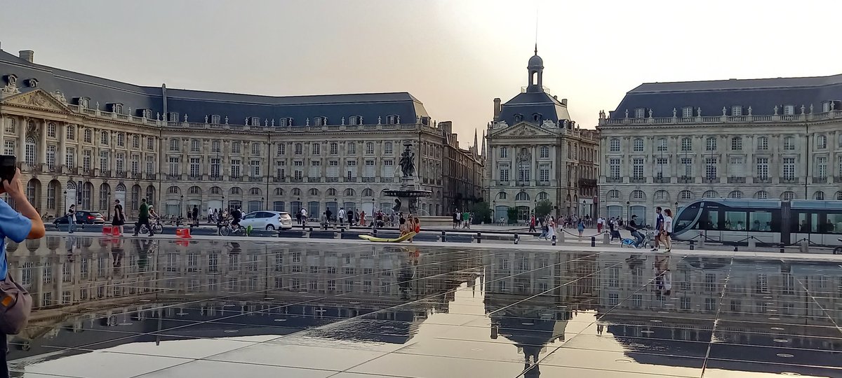 MariaVEinem's tweet photo. Small impressions of the EMLG/JMLG 2023 at the Université de Bordeaux. Happy to see a lot of people from last years meeting in Barcelona again! https://t.co/T8FULGF0vT