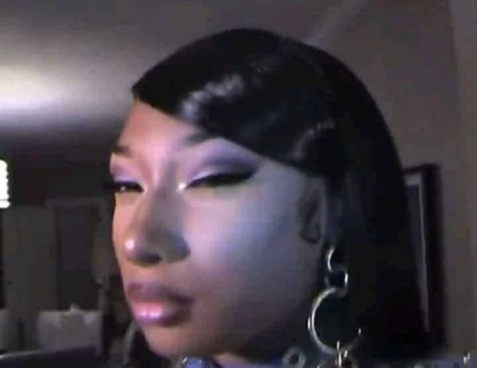 me dijo buen día y no buen día amor