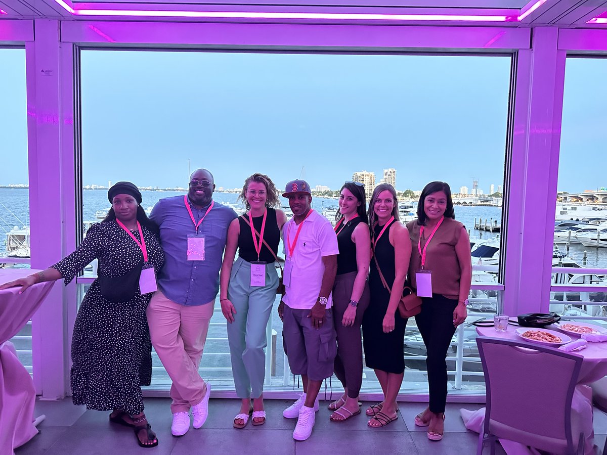 SMC’s leadership team is in Miami for the inaugural #NationalWomensShelterNetwork conference &amp; we are excited to learn from &amp; share w/ other leaders from across the country working towards #TheNWSN mission of “transforming the trauma of homelessness into windows of opportunity.”