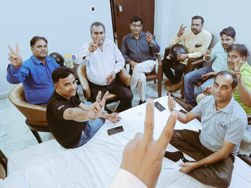 Bajarangee Srivastava tweet media