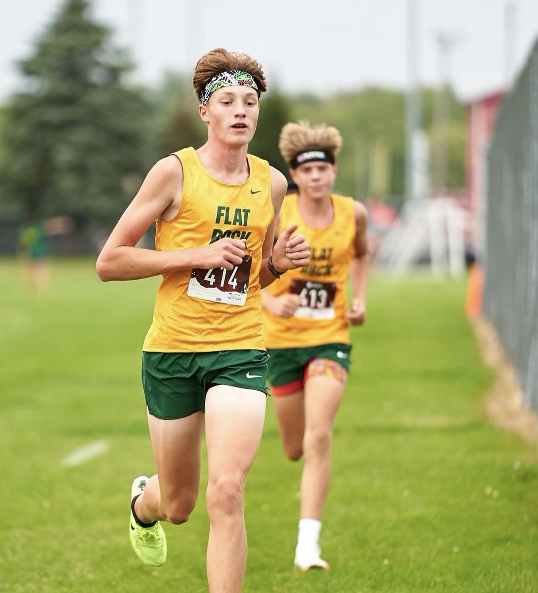 FR_Athletics's tweet photo. Yesterday, Jake Stanislawski and Nate Vargo placed 2nd overall at the Frank Connolly relays. Megan Woelkers and kayle babowicz placed 10th for the girls. Lucas Taraszkiewicz and Adam Brodie also medaled in 13th place. The boys team placed 5th in the big school division. 🐏💚💛 https://t.co/1wiQRd775d