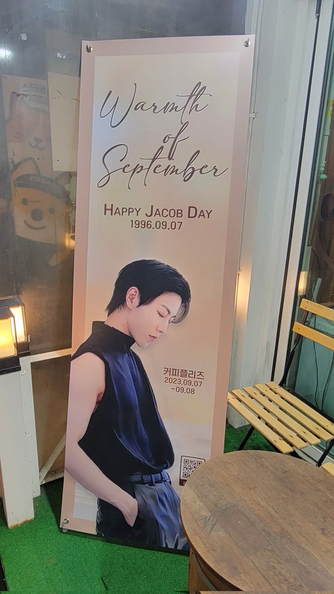 MyLovelyBaron's tweet photo. 🖤🩶 𝓦𝓪𝓻𝓶𝓽𝓱 𝓸𝓯 𝓢𝓮𝓹𝓽𝓮𝓶𝓫𝓮𝓻  🩶🖤
      Birthday Cafe for VAV Jacob

📍 Coffee Please 커피플리즈
@cp_roasterycafe

‼️ 내일 2시 시작! ‼️
 
#VAV #Jacob #장펑 #张朋
#얼굴짱_매력짱_장펑
#Welcome_September_With_Jacob https://t.co/eFjIDP34RD