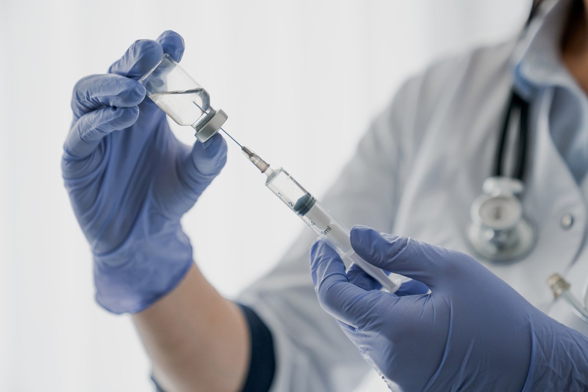 movedisorder's tweet photo. Botulinum toxin is one of the most common treatments for dystonia. However, it is a highly individualized therapy. A recent updated consensus guideline includes detailed dosing tables for various dystonia and spasticity. https://t.co/DbMvkFfQEr https://t.co/0ifNug2ajJ