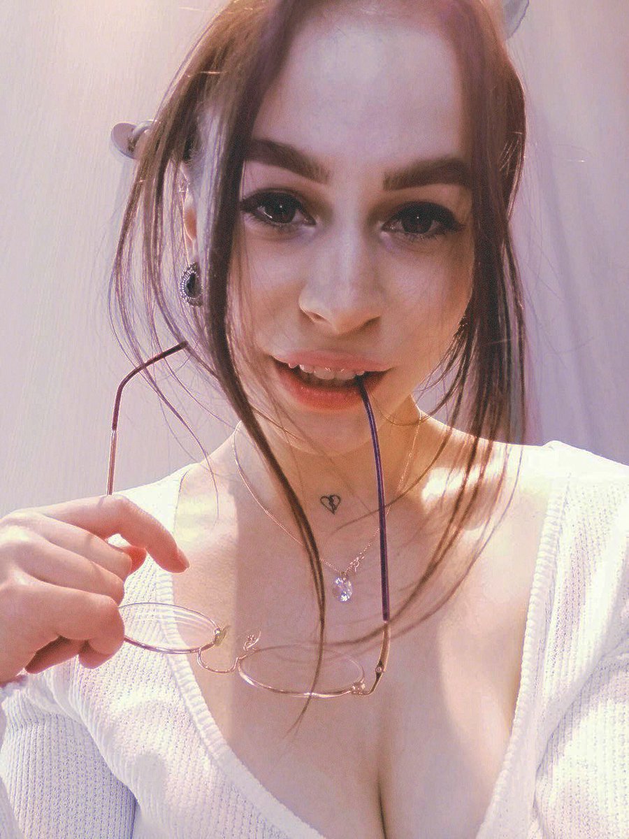 Tuzooooova's tweet photo. С меня нюдс за ретвиты и лайки:3 всех люблю и обнимаю,подписывайтесь на меня в:
Бесплатном телеграме: 
https://t.co/aEvIo2WMSp
приватном : https://t.co/uhjwMv3oOu
тонплейс: 
https://t.co/1TembyHlj3💘 https://t.co/mBiS4PyiL4