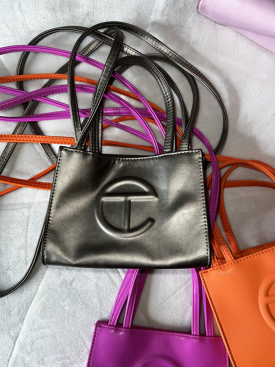 courtneyyy__'s tweet photo. Letting some of my babies go..
Buy a gently used telfie 💞 https://t.co/FtFmIgx6G4