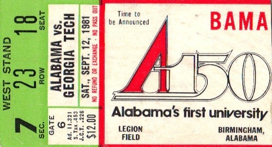 Today in 1980 vs Georgia Tech...
The 1st major change in Alabama uniforms since the TV numbers are removed from the sleeves in 1973/74, The Tide wears white shoes for the 1st time.

@wtfcoach
@UniWatch
@BamaUniTracker
@PhilHecken