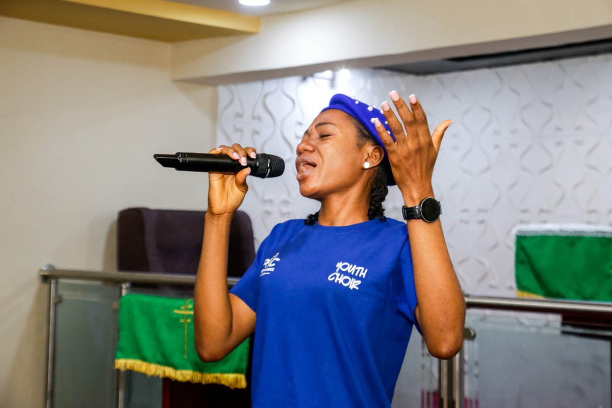 AsacYouthsIkosi's tweet photo. OUR DADDIES & VEN. SUNDAY .F. OGINNI (VICAR),REV ONANUGA & REV AASA GRACED US WITH THEIR PRESENCE AND CHARGED US UP AS THE WORD AND PRAYER CONFERENCE BEGINS
#Word #Prayer #Conference #WeAdvance https://t.co/hxQjN3n97s