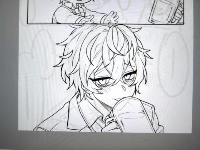 描いてます!!!顔がイマイチしっくり来なくて酔っぱらいネタの顔延々と直してる😇今月中にはいい加減上げたい!がんばろ! 