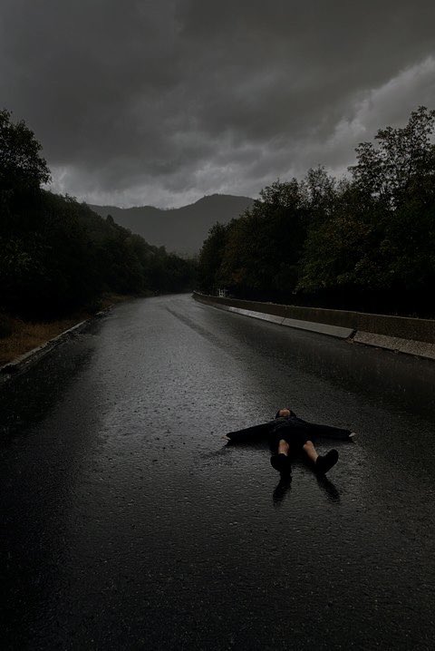 akruidhof12's tweet image. #DownAndOut❤🖤