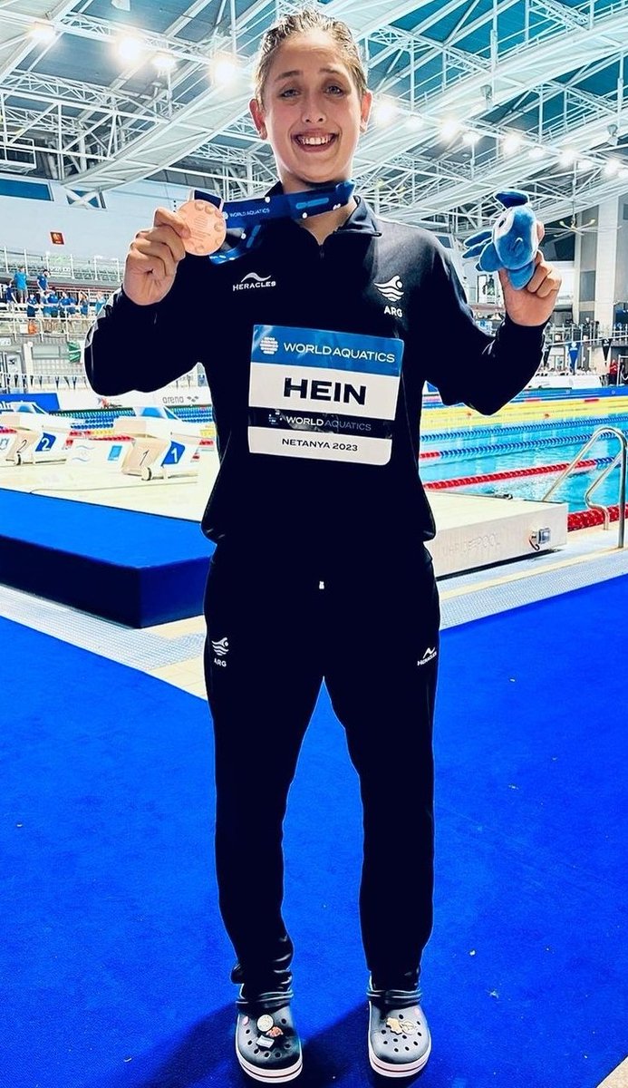 Gabyarrieta29's tweet photo. 🏊 NATACIÓN🏊
La argentina AGOSTINA HEIN logro la medalla de bronce 🥉 en los 800m libres, en el marcó del mundial juniors de Israel 🇮🇱.
#swimming
#Natación
#Cadda
#Israele https://t.co/SIabIgMB7Z