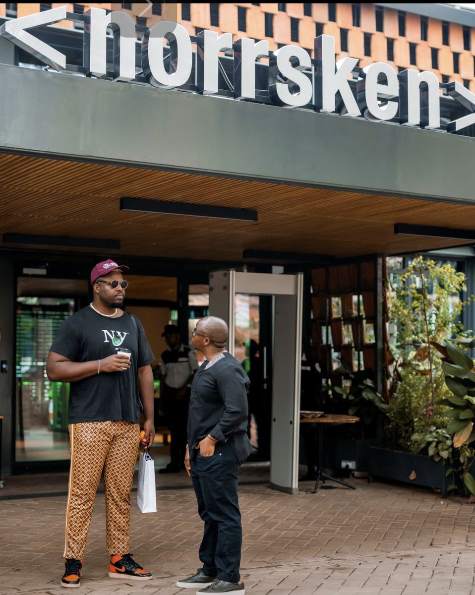 Labablu's tweet image. When we talk about giants of Africa #VisitRwanda
#RWOT
#norrskenRWANDA
#proudRWANDAN