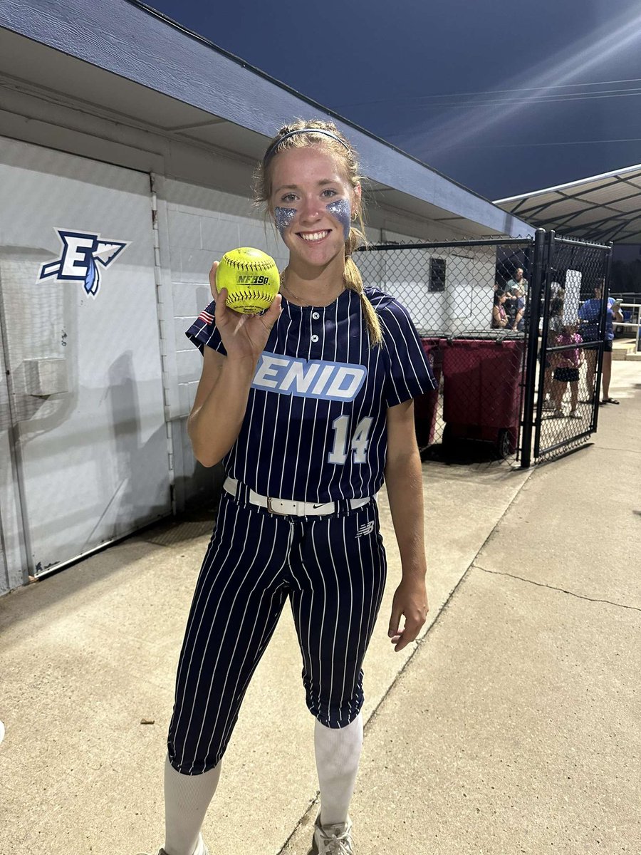 katelynbezdicek's tweet photo. Big ole win against #1 in our district, Westmoore!!! Came all the way back in the 6th inning, starting of the rally with a HOMER!
Big things are happening in Enid Oklahoma👀
@EnidPacer @NWOSU_SB @Casady_Webb @cassidyp2027 @OKAthletics2425 https://t.co/gOo9ZPAjTA