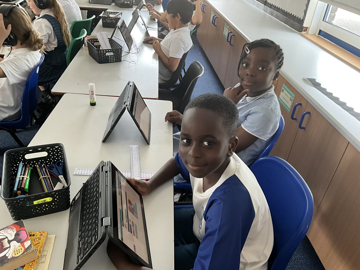 HighflyersStm's tweet image. We have loved using our BRAND NEW Chromebooks during our #stmComputing lesson this afternoon #stmCoding