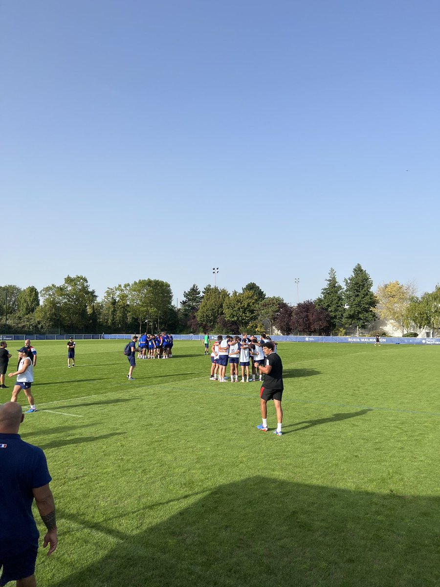 Szarzewski Dimitri (@szarzewskidim2) on Twitter photo Merci <a href="/FranceRugby/">France Rugby</a> pour l'accueil et le partage
On vous souhaite le meilleur !
Faites nous rêver !
Brandissez la coupe !
Allez les bleus !
#WorldCupRugby2023
#XVdeFrance Merci <a href="/FranceRugby/">France Rugby</a> pour l'accueil et le partage
On vous souhaite le meilleur !
Faites nous rêver !
Brandissez la coupe !
Allez les bleus !
#WorldCupRugby2023
#XVdeFrance