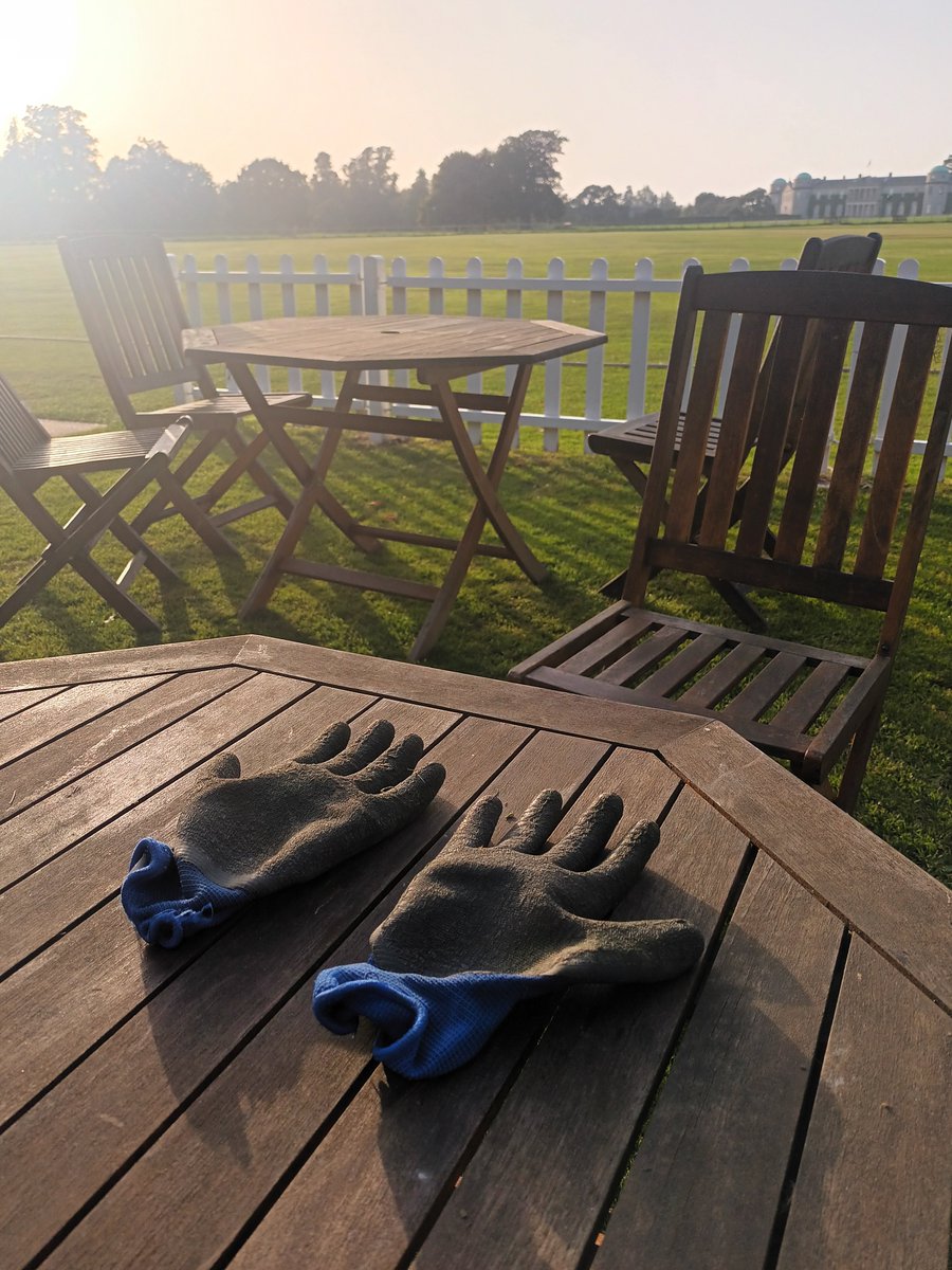SIMON TOFT (@simontoft1) on Twitter photo Preparations complete and the ground looking good for the traditional <a href="/goodwoodrevival/">Goodwood Revival</a> cricket match <a href="/goodwoodcricket/">goodwood cricket</a> where drivers swop overalls for whites, then have a briefing and marquee tea as a Spitfire flies overhead.
<a href="/MrDerekBell/">Derek Bell</a> <a href="/tiff_tv/">Tiff Needell 🏁</a> <a href="/Huffsport/">Rob Huff</a> <a href="/dariofranchitti/">Dario Franchitti</a> Preparations complete and the ground looking good for the traditional <a href="/goodwoodrevival/">Goodwood Revival</a> cricket match <a href="/goodwoodcricket/">goodwood cricket</a> where drivers swop overalls for whites, then have a briefing and marquee tea as a Spitfire flies overhead.
<a href="/MrDerekBell/">Derek Bell</a> <a href="/tiff_tv/">Tiff Needell 🏁</a> <a href="/Huffsport/">Rob Huff</a> <a href="/dariofranchitti/">Dario Franchitti</a>