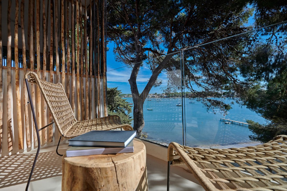 Autumn Sunshine ? Barefoot Hotel is open all year !!!
Get up to 20% off inc breakfast and bottle of cava when booking directly and
using the code TONIC. Easy. 😉

#barefoothotels #mallorca #majorca #luxuryhtoels #luxury

Barefoot Hotel Mallorca mallorcantonic.com/hotels/barefoo…