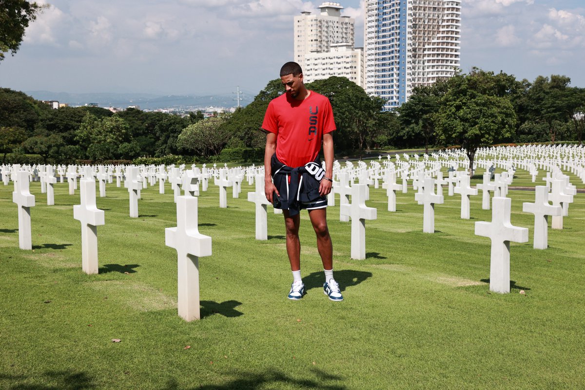 usabasketball's tweet photo. Today, the 🇺🇸 #USABMNT was joined by U.S. Ambassador MaryKay Carlson @USAmbPH &amp; USA Basketball chairman @Martin_Dempsey at the Manila American Cemetery @usabmc to honor those who served &amp; were lost during World War II. https://t.co/MExSeYTcyX