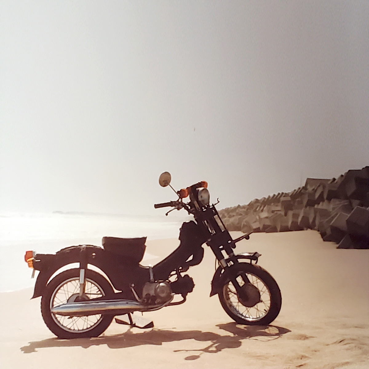 exmarke's tweet photo. これも楽しいカブでした
#昭和56年ぐらいの写真だけど
#MD50
#カブ https://t.co/uO488U2fqj