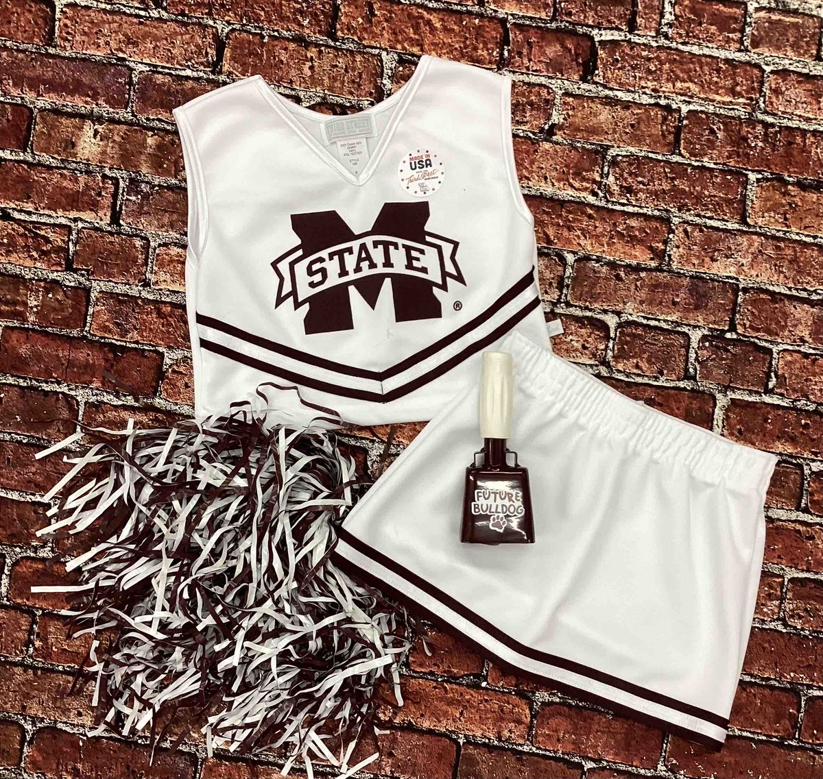 CBM_MSU's tweet photo. Get your little cheerleader ready for Saturdayβs white out game!
Shop now: https://t.co/xUONWAlLbO
#futurebulldog #MSUcheerπ£ https://t.co/01NAWreWLn